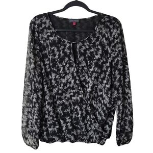 Vince Camuto Black and Gray Patterned Blouse Size Large
